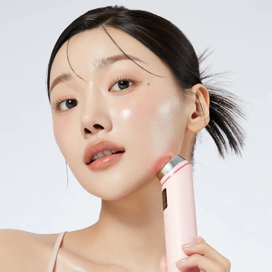 Age-R Skin Booster Pro / Medicube