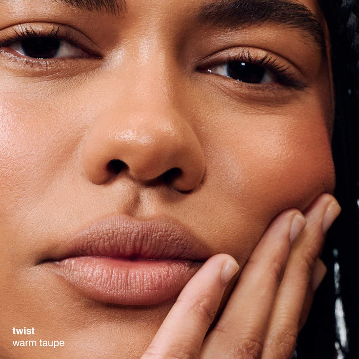 Peptide Lip Shape / Rhode