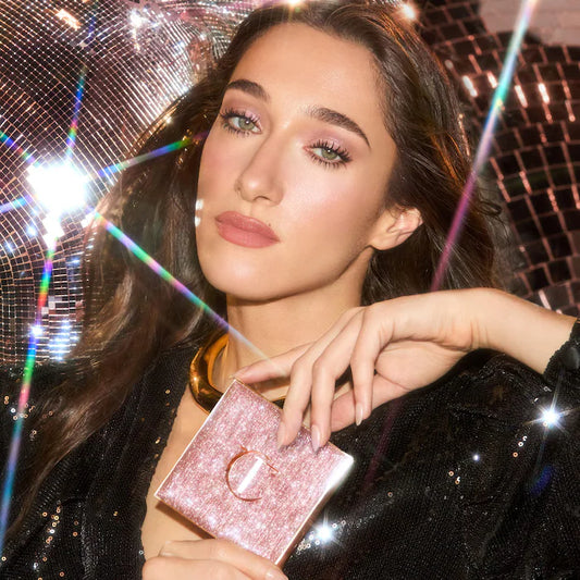 Instant Look In a Makeup Palette / Charlotte Tillbury