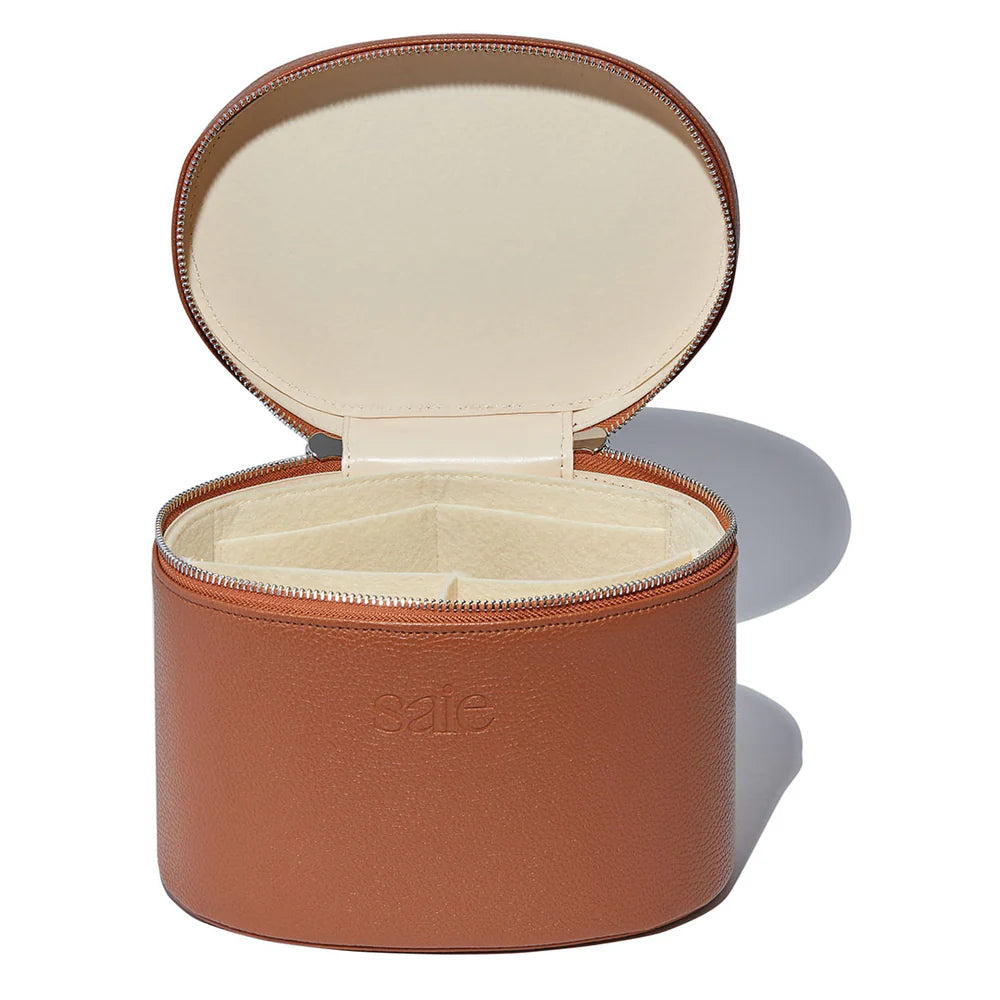 The Vanity Case / Saie